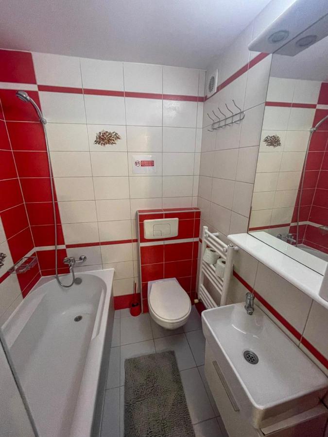 Buzz Apartment Cluj-Napoca Exterior foto