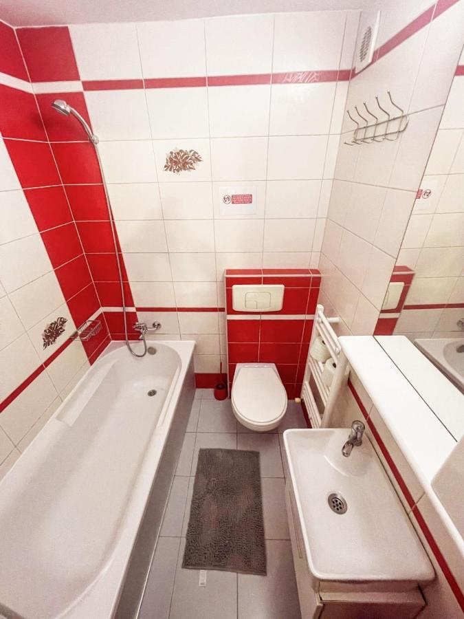 Buzz Apartment Cluj-Napoca Exterior foto